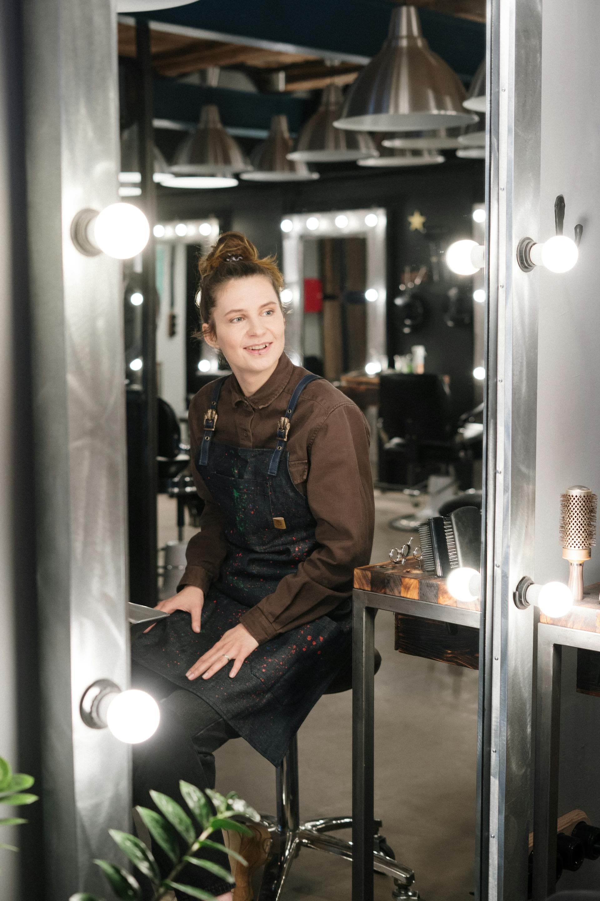 Bellis Hair Make Up Studio Çanakkale salon iç mekanı
